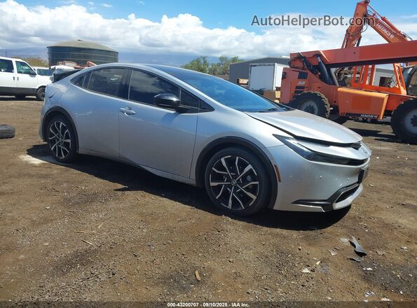 JTDACACU2R3016356 2024 TOYOTA PRIUS PRIME Серебряный Передняя правая четверть