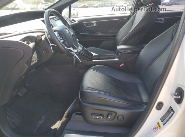 JTDBVRBD8JA005263 2018 TOYOTA MIRAI White Սալոնի դիմացի տեսք