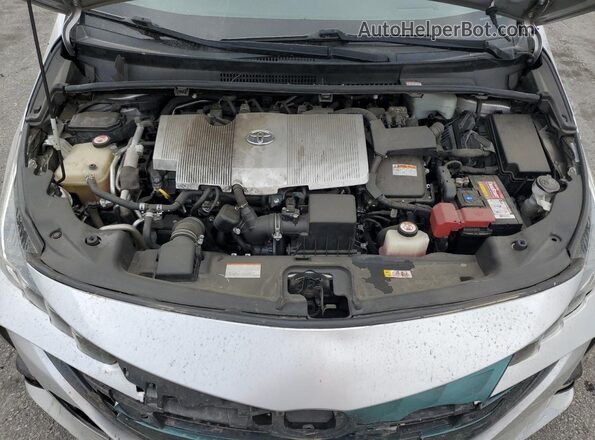 JTDKARFP3J3097130 2018 TOYOTA PRIUS Silver Widok wnętrza z tyłu