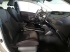2020 Toyota Prius L Белый vin: JTDKARFUXL3117088