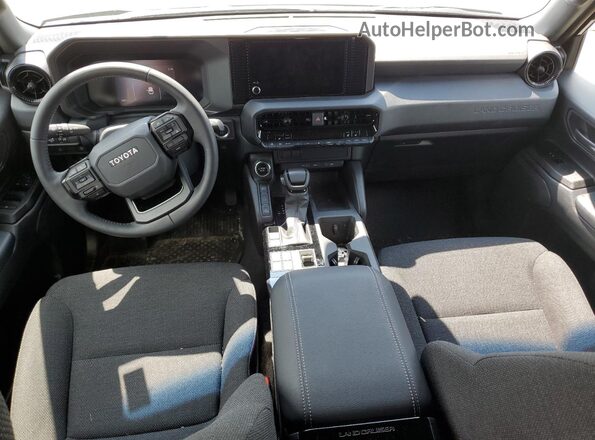 JTEABFAJXRK011187 2024 TOYOTA LAND Black Առջևի վահանակի տեսք