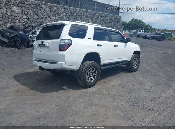 JTEMU5JR3P6152549 2023 TOYOTA 4RUNNER White Հետևի աջ