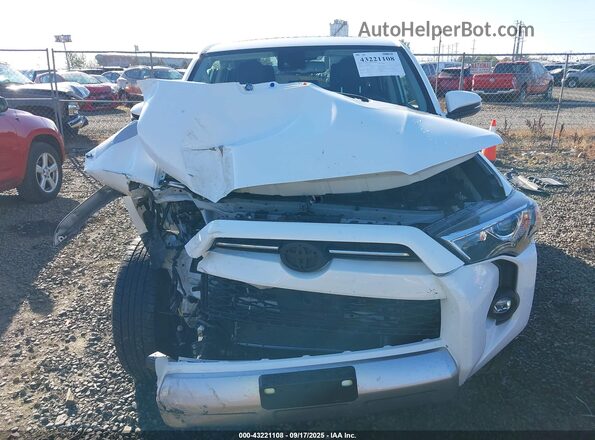 JTERU5JR1R6279986 2024 TOYOTA 4RUNNER Белый Вид задней части салона
