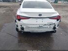 2019 Lexus Es 300h Luxury Белый vin: JTHB21B18K2004091