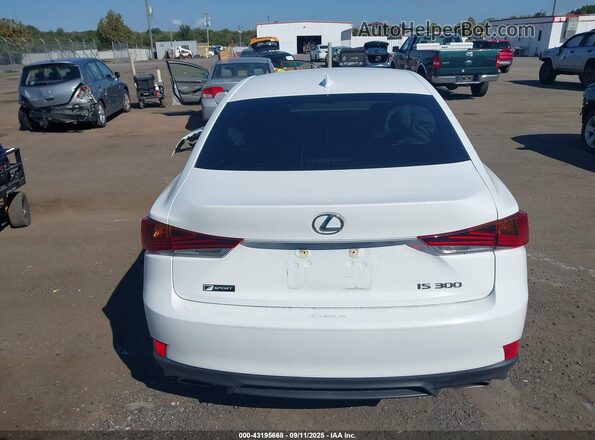 JTHBA1D26J5065199 2018 LEXUS IS White 