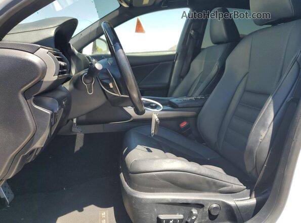JTHBA1D29H5046365 2017 LEXUS IS White Front interior view