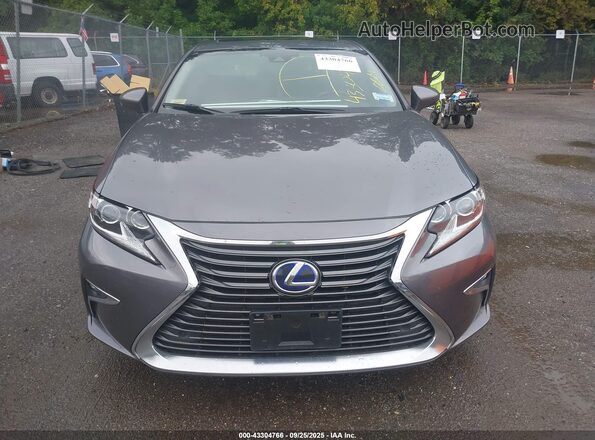 JTHBW1GGXH2139082 2017 LEXUS ES 300H Gray Вид задньої частини салону