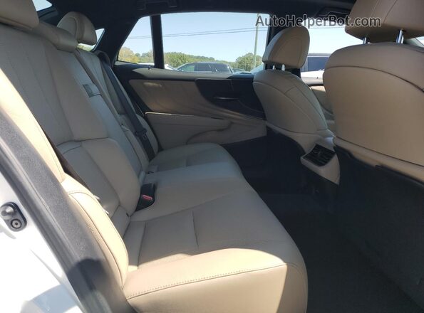 JTHD51FF7M5013629 2021 LEXUS LS White Widok tylnych siedzeń