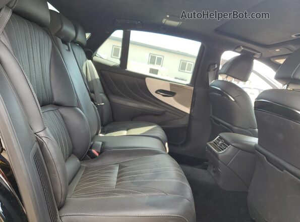 JTHGYLGF1P5002709 2023 LEXUS LS Black უკანა სავარძლების ხედი