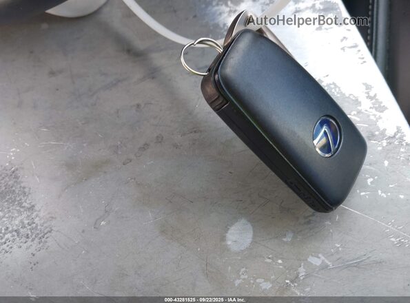 JTJBJRBZ4H2074654 2017 LEXUS NX 300H Серебряный Вид панели приборов