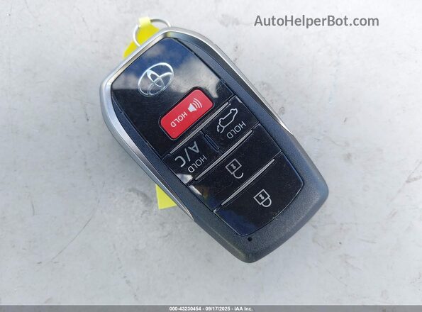 JTMCB3FV2SD235717 2025 TOYOTA RAV4 PLUG-IN HYBRID Белый Вид панели приборов