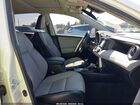 2016 Toyota Rav4 Hybrid Limited Белый vin: JTMDJREV2GD033723