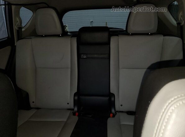 JTMDJREV7JD251132 2018 TOYOTA LIMITED Silver Vista de los asientos traseros