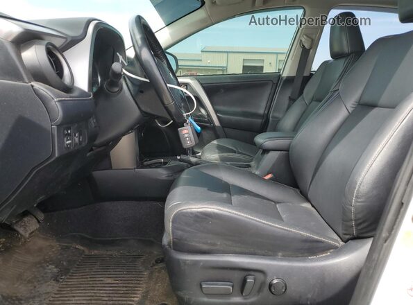 JTMYFREV6JJ168716 2018 TOYOTA LIMITED White Вид салону спереду