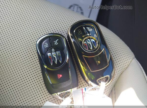 KL4AMESL2RB128751 2024 BUICK ENCORE Серый Вид панели приборов