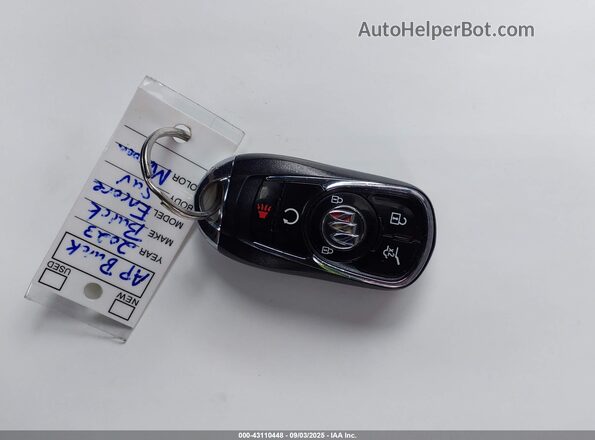 KL4MMGSL0PB055966 2023 BUICK ENCORE Red Widok deski rozdzielczej