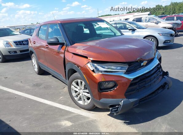 KL79MMS26MB018687 2021 CHEVROLET TRAILBLAZER Оранжевый Передняя правая четверть