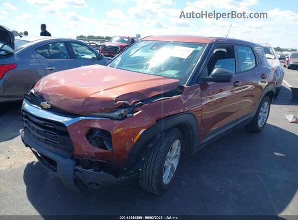 KL79MMS26MB018687 2021 CHEVROLET TRAILBLAZER Оранжевый Передняя левая четверть