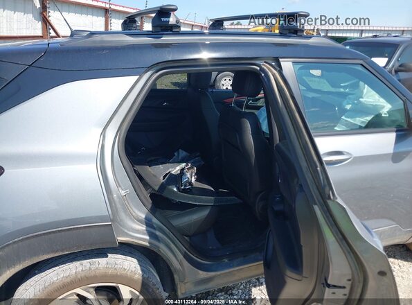 KL79MUSL0SB194740 2025 CHEVROLET TRAILBLAZER Silver Widok naklejki z numerem VIN