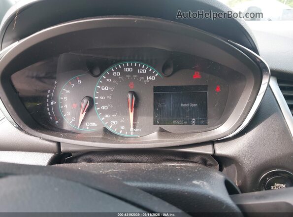 KL7CJLSB5JB537797 2018 CHEVROLET TRAX White Հետևի նստատեղերի տեսք