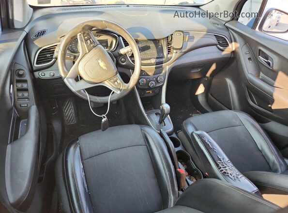 KL7CJLSB9JB676749 2018 CHEVROLET TRAX Gray Dashboard view