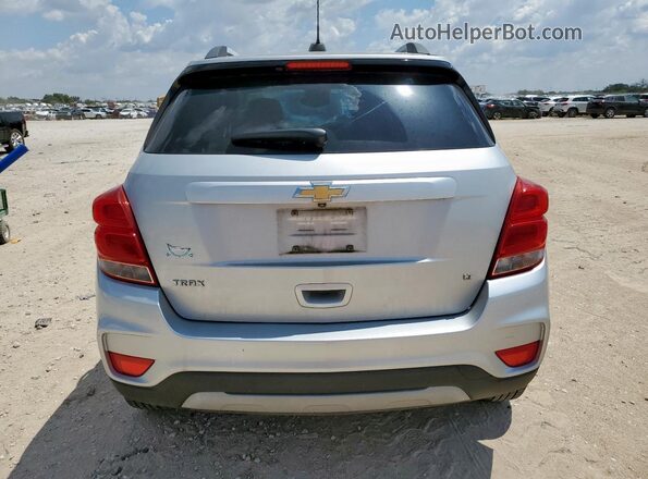 KL7CJLSBXJB506920 2018 CHEVROLET TRAX Silver უკანა ხედი