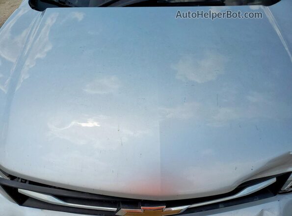 KL7CJLSBXJB506920 2018 CHEVROLET TRAX Silver უკანა სალონის ხედი