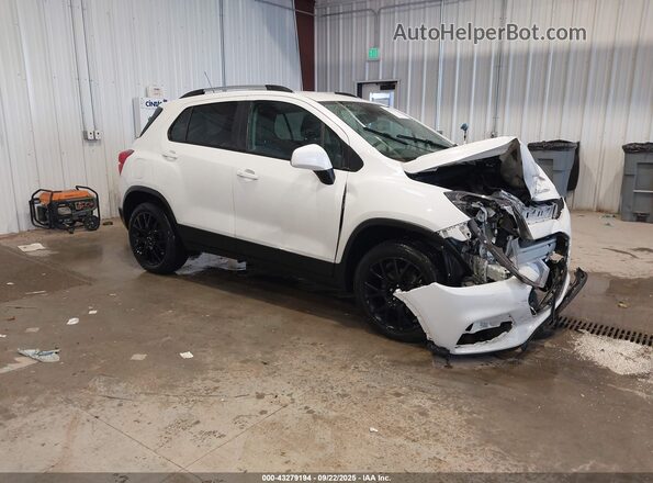 KL7CJPSM8MB370588 2021 CHEVROLET TRAX White Przód prawy