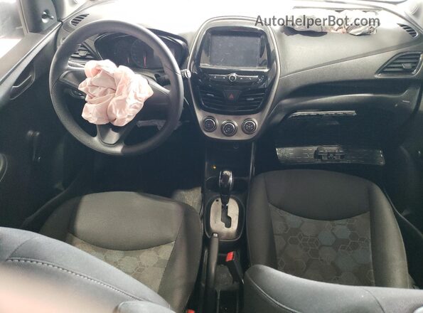 KL8CB6SA0JC442558 2018 CHEVROLET SPARK Blue Widok deski rozdzielczej