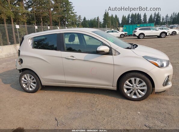 KL8CD6SA0JC441470 2018 CHEVROLET SPARK Silver 360 interior view