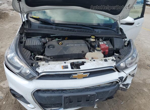 KL8CD6SA7JC482422 2018 CHEVROLET SPARK Белый Вид задней части салона