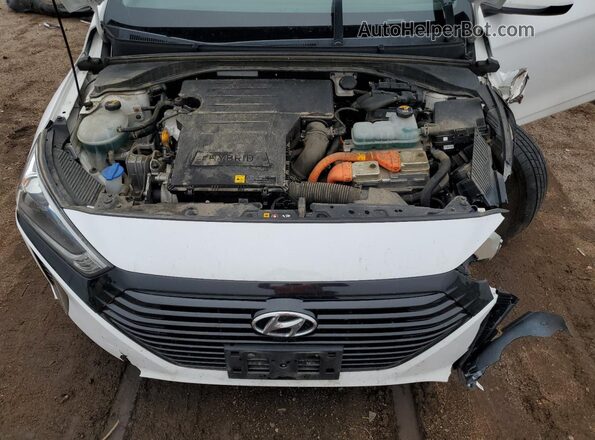 KMHC65LC8KU110218 2019 HYUNDAI IONIQ Белый Вид задней части салона