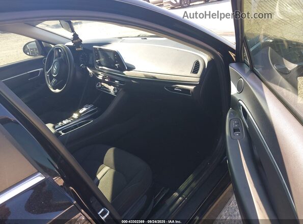 KMHL64JA2MA145031 2021 HYUNDAI SONATA Черный Вид салона спереди