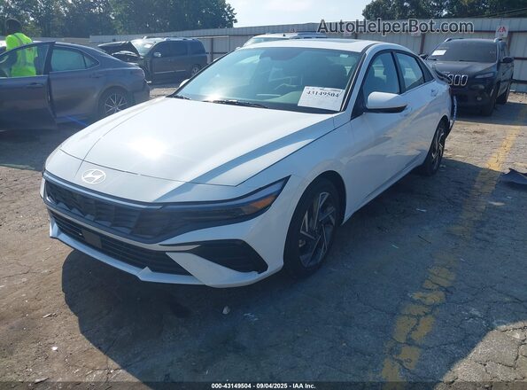 KMHLS4DG2SU945576 2025 HYUNDAI ELANTRA White Front left