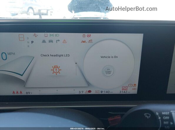 KMHM34AA4SA090947 2025 HYUNDAI IONIQ 6 Серебряный Вид задних сидений