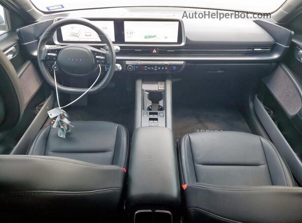 KMHM34AA7PA040213 2023 HYUNDAI IONIQ Gray Առջևի վահանակի տեսք