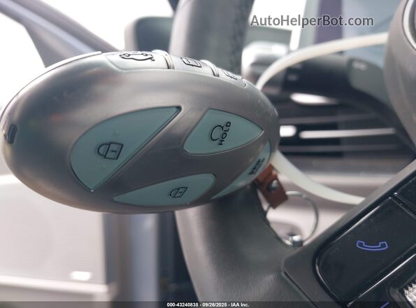 KMHM54AA9PA021995 2023 HYUNDAI IONIQ 6 Gray Widok deski rozdzielczej