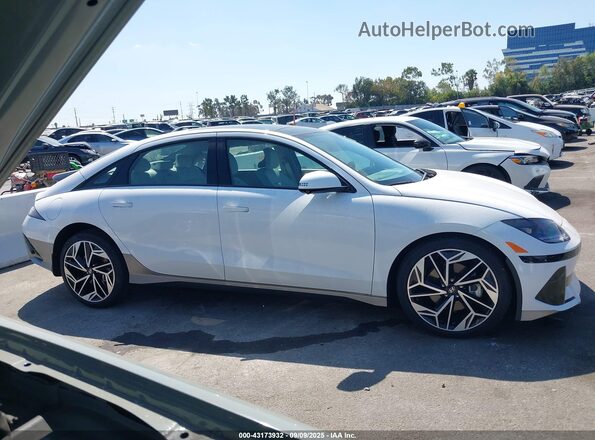 KMHM54AC3RA064233 2024 HYUNDAI IONIQ 6 Белый Вид задней части салона