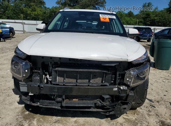 KMHRC8A34RU309462 2024 HYUNDAI VENUE Серебряный Вид спереди