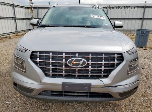 KMHRC8A34RU323586 2024 HYUNDAI VENUE Gray Вид спереду