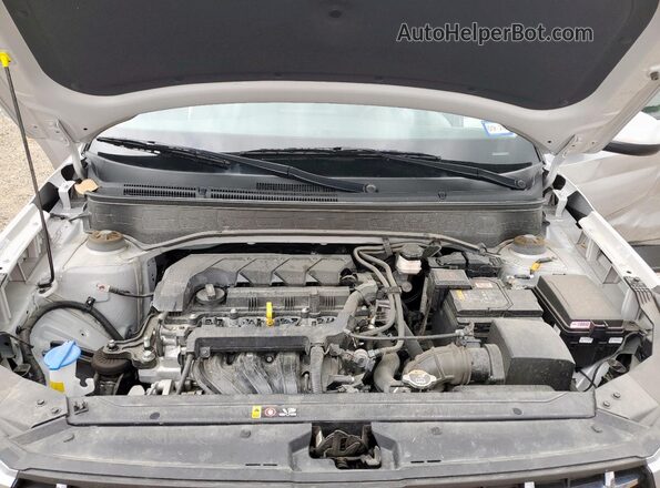 KMHRC8A34RU323586 2024 HYUNDAI VENUE Gray Вид задньої частини салону