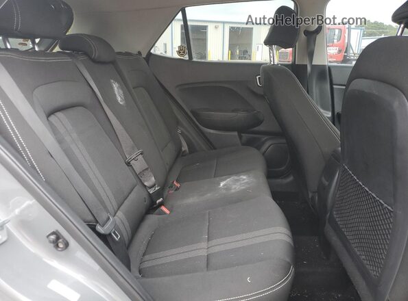 KMHRC8A35MU100479 2021 HYUNDAI VENUE Серый Вид задней части салона
