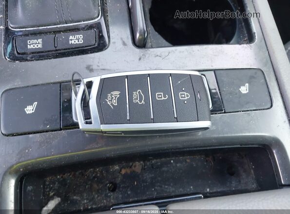 KMTFN4JE7LU337194 2020 GENESIS G80 Черный Вид панели приборов