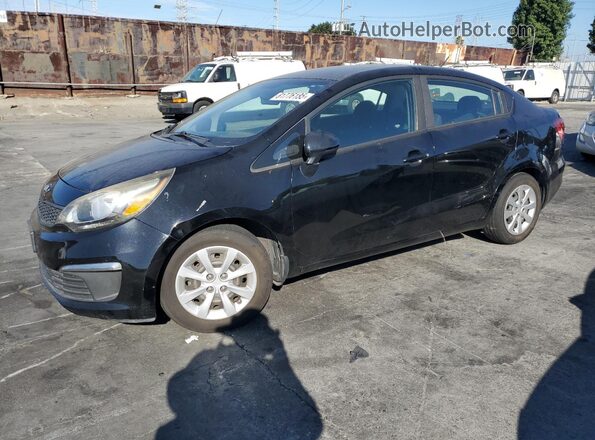 KNADM4A32H6038180 2017 KIA RIO Черный Передняя левая четверть