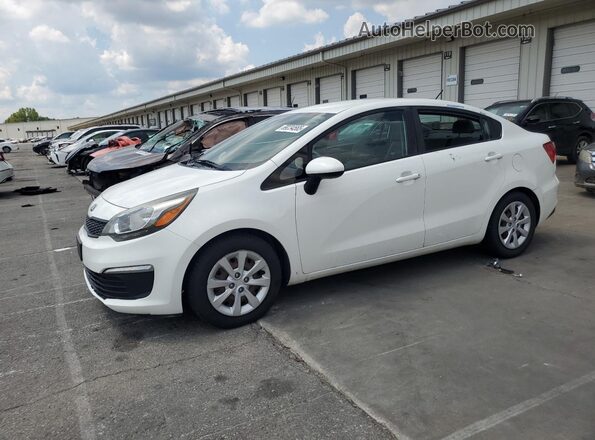 KNADM4A3XH6085702 2017 KIA RIO White Przód lewy