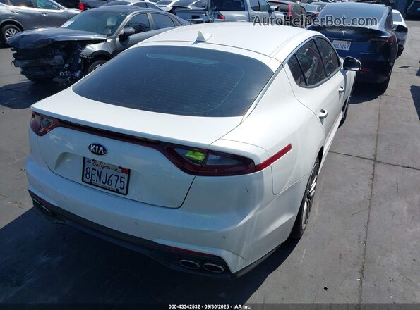 KNAE15LA2J6041245 2018 KIA STINGER Белый Задняя правая четверть