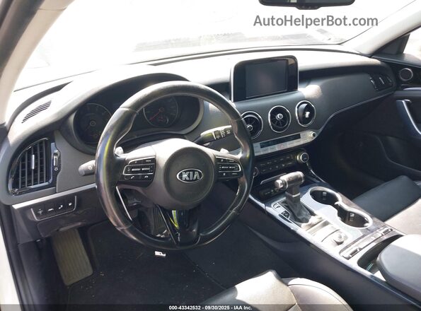 KNAE15LA2J6041245 2018 KIA STINGER Белый 