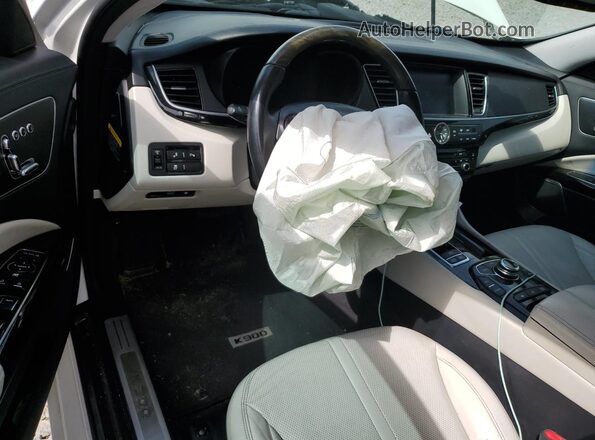 KNALW4D43H6035945 2017 KIA K900 White Առջևի վահանակի տեսք