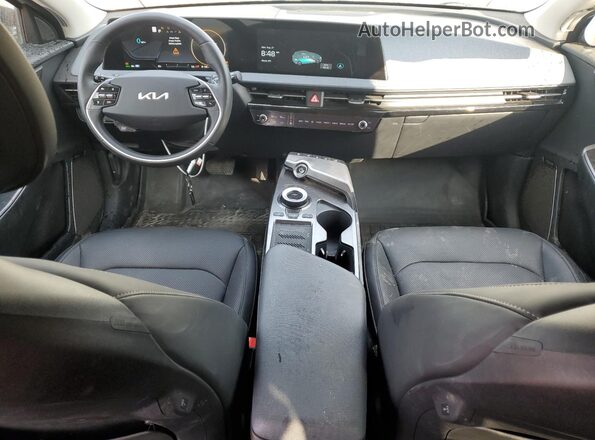 KNDC3DLC5N5060450 2022 KIA EV6 Серый Вид панели приборов
