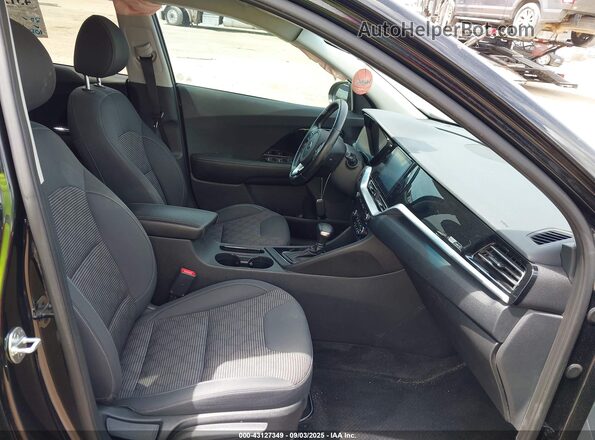 KNDCB3LC6M5468404 2021 KIA NIRO Черный Вид салона спереди